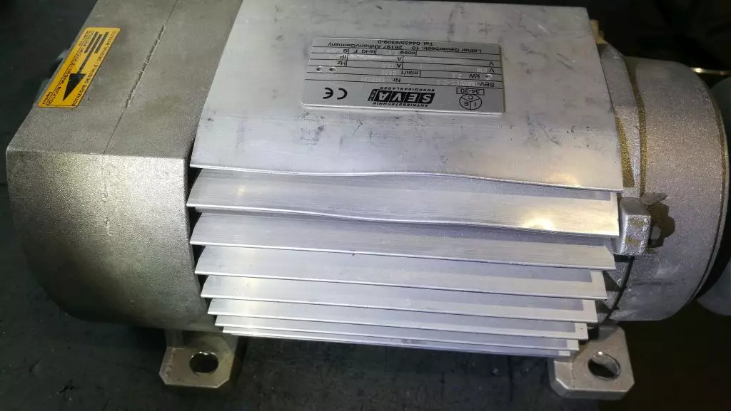 Motor plano E65SC2- 2,2 kW-B34 giro antihorario